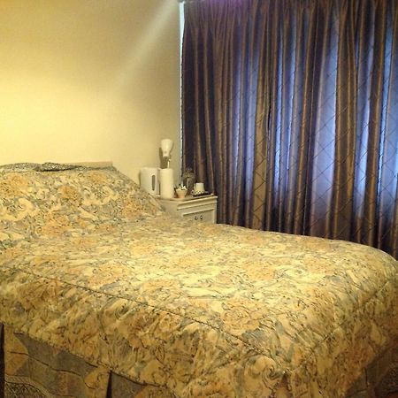 Shepperton Guesthouse Экстерьер фото